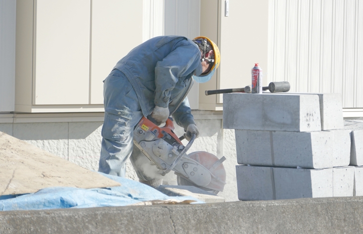 なぜ新築外構業者の選びが重要なのか